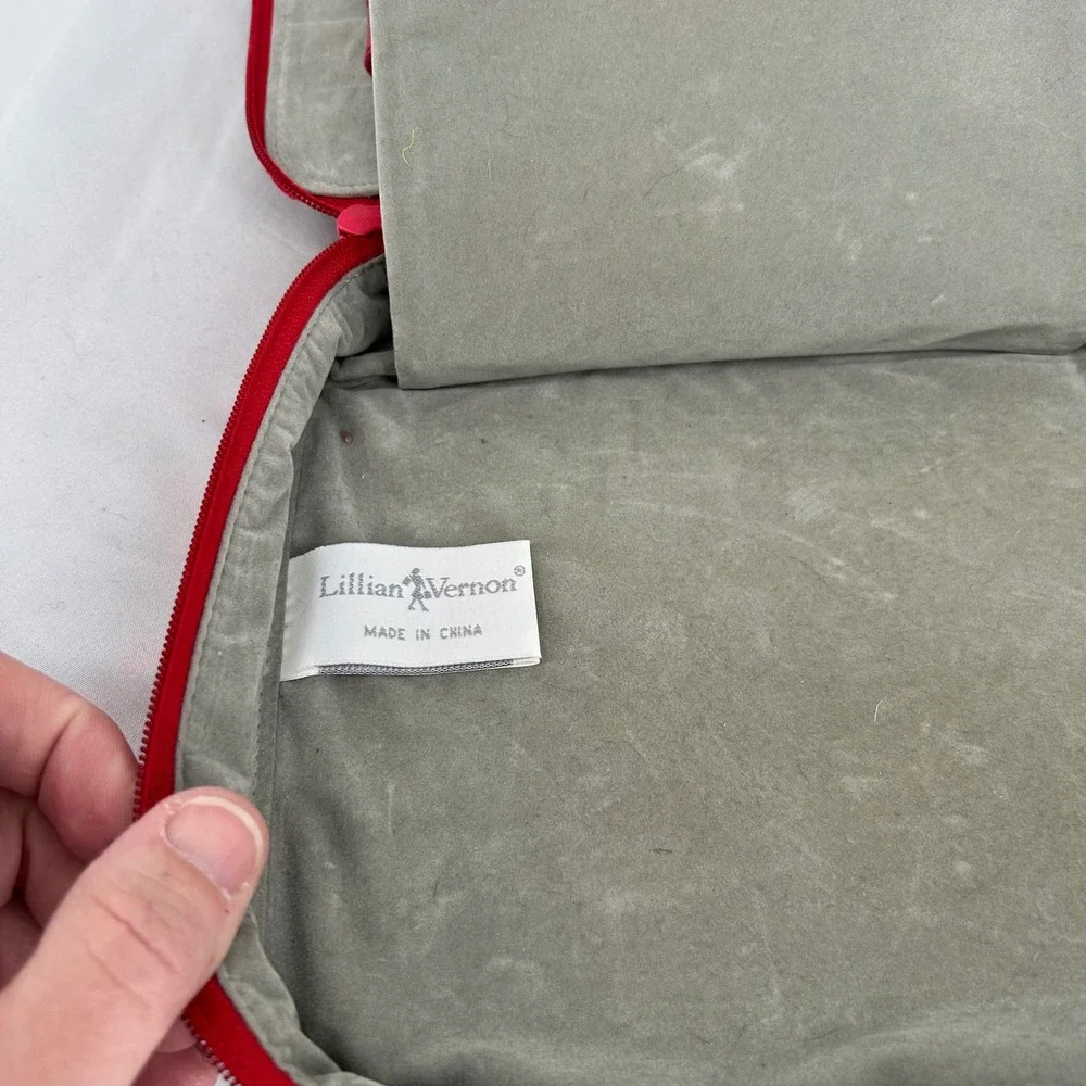 Lillian Vernon Red Travel Jewelry Organizer Case Bag Storage Zipper Pouch‎